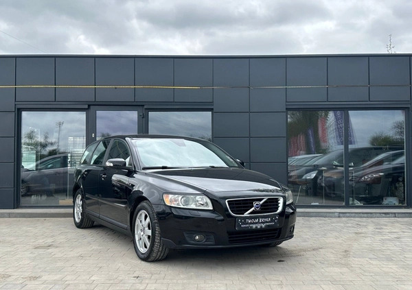 Volvo V50 cena 17900 przebieg: 250000, rok produkcji 2009 z Polanica-Zdrój małe 352